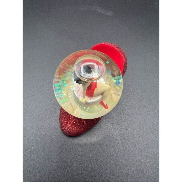 BETTY BOOP HER SNOW GLOBE SITS HIGH ATOP A RED HIGH HEEL SHOE! BOOP-BOOP-ADU! - Picture 7 of 11